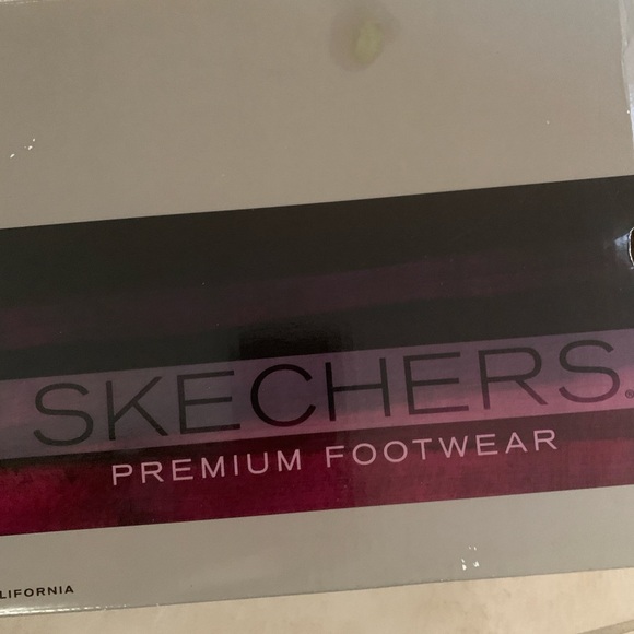 NWT Skechers Memory Foam Wedge Sandals - Picture 7 of 7